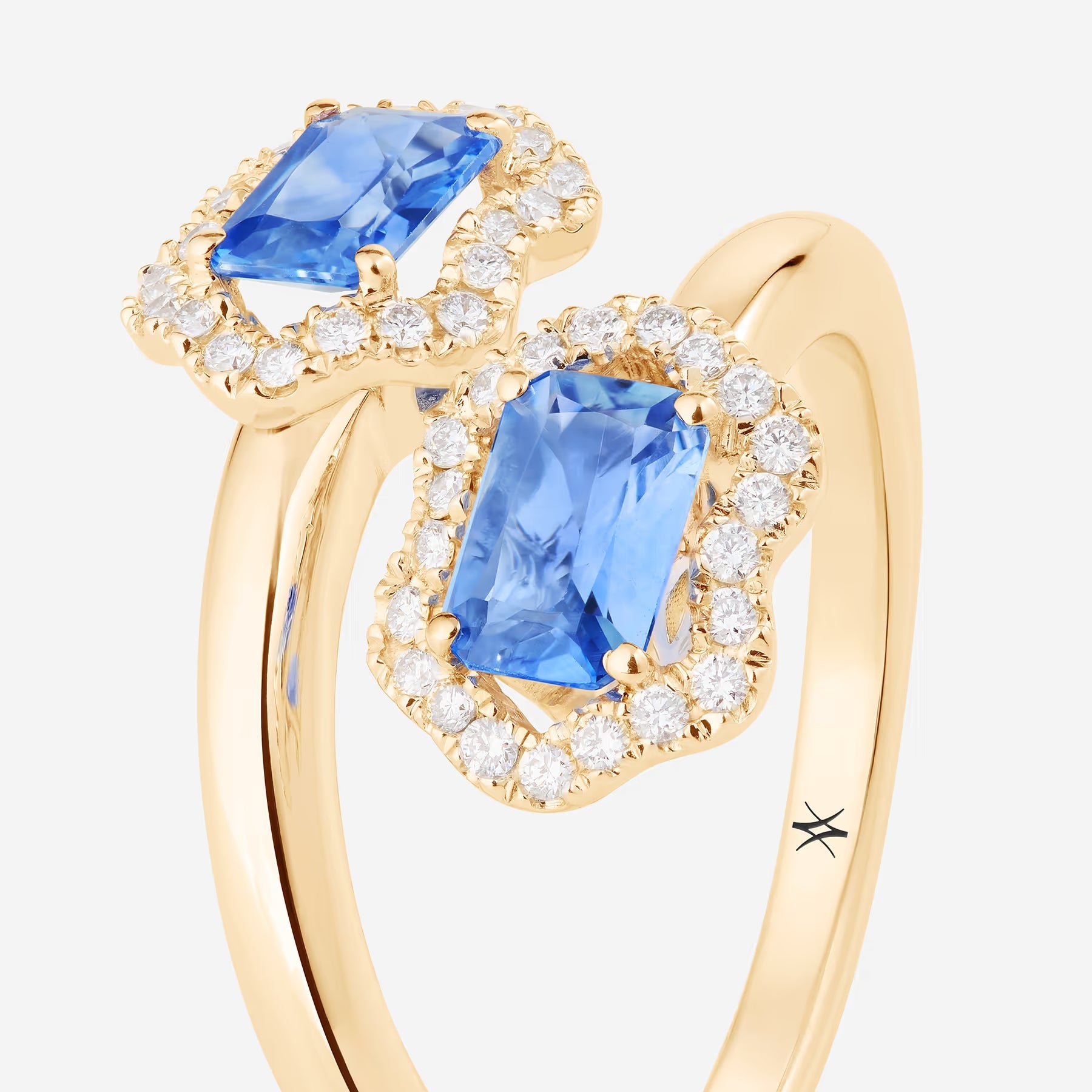 Saphir bleu | Or jaune 750 ‰