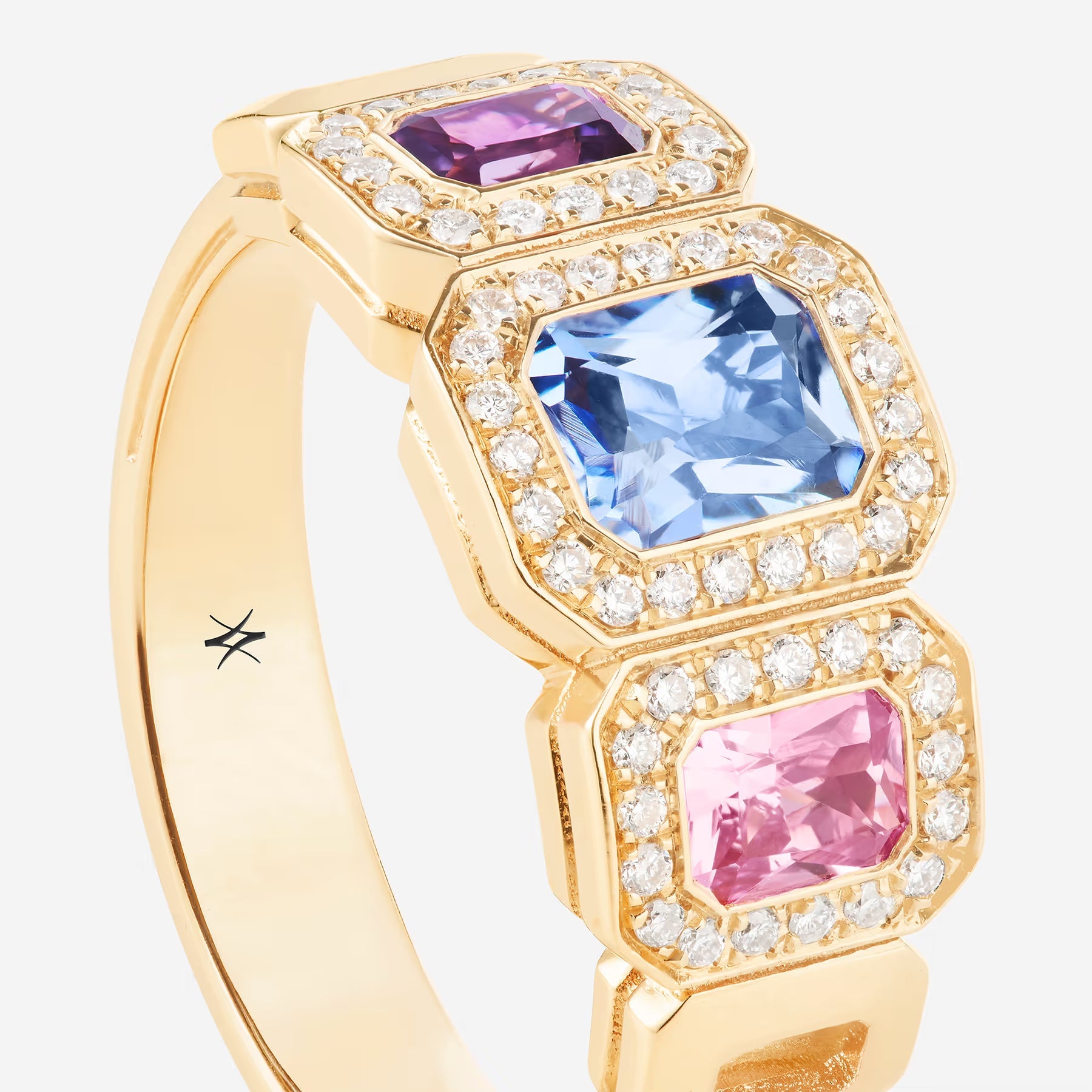 Saphirs bleu, rose et violet | Or jaune 750 ‰