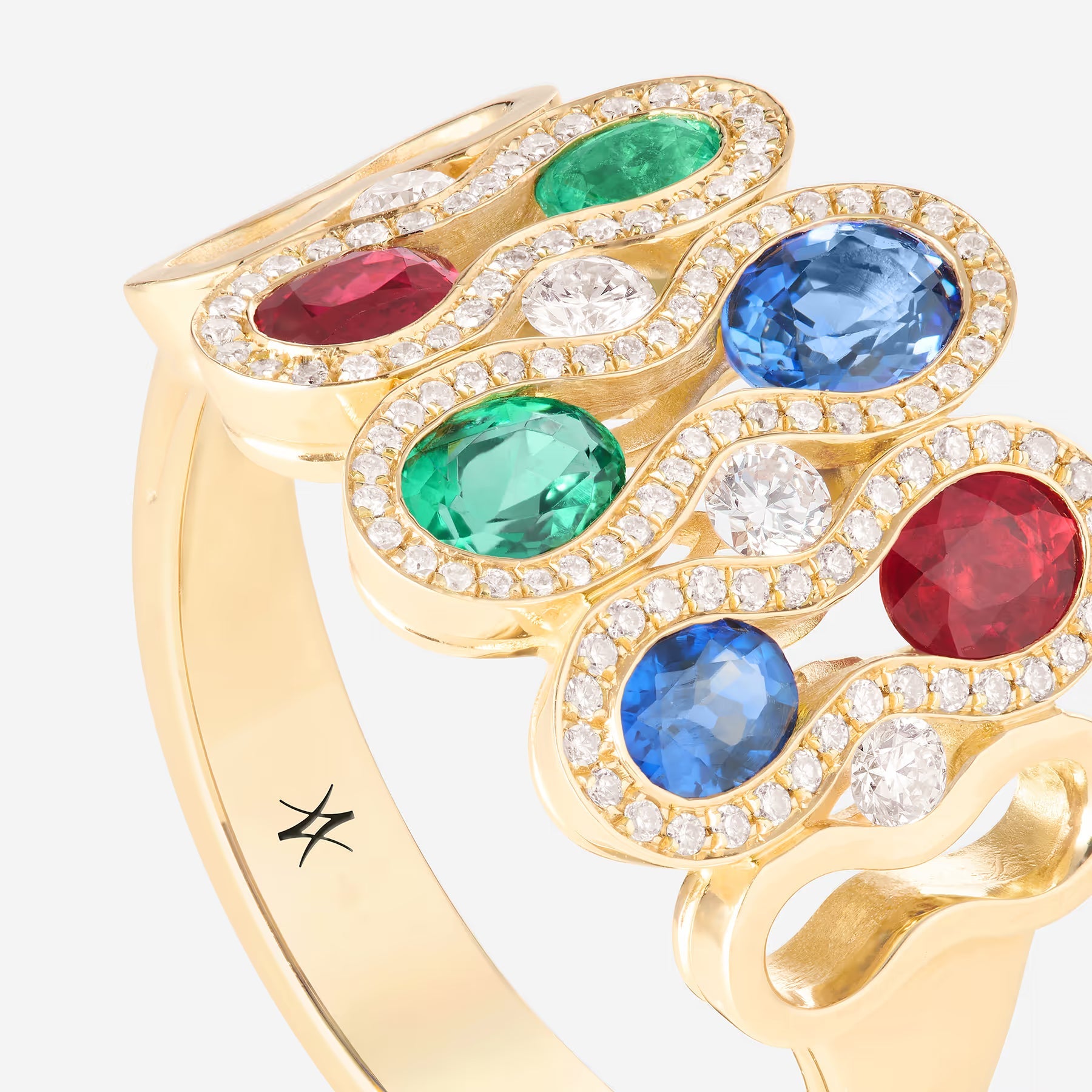 Saphirs bleu, Emeraudes, Rubis et Diamants | Or jaune 750 ‰