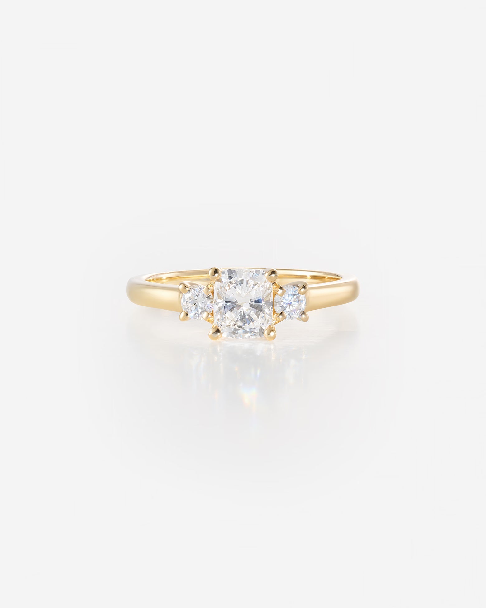 Diamant taille coussin 0,70ct | Or jaune 750 ‰