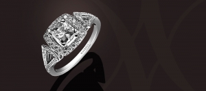 Dentelle Bague Diamant taille Princesse